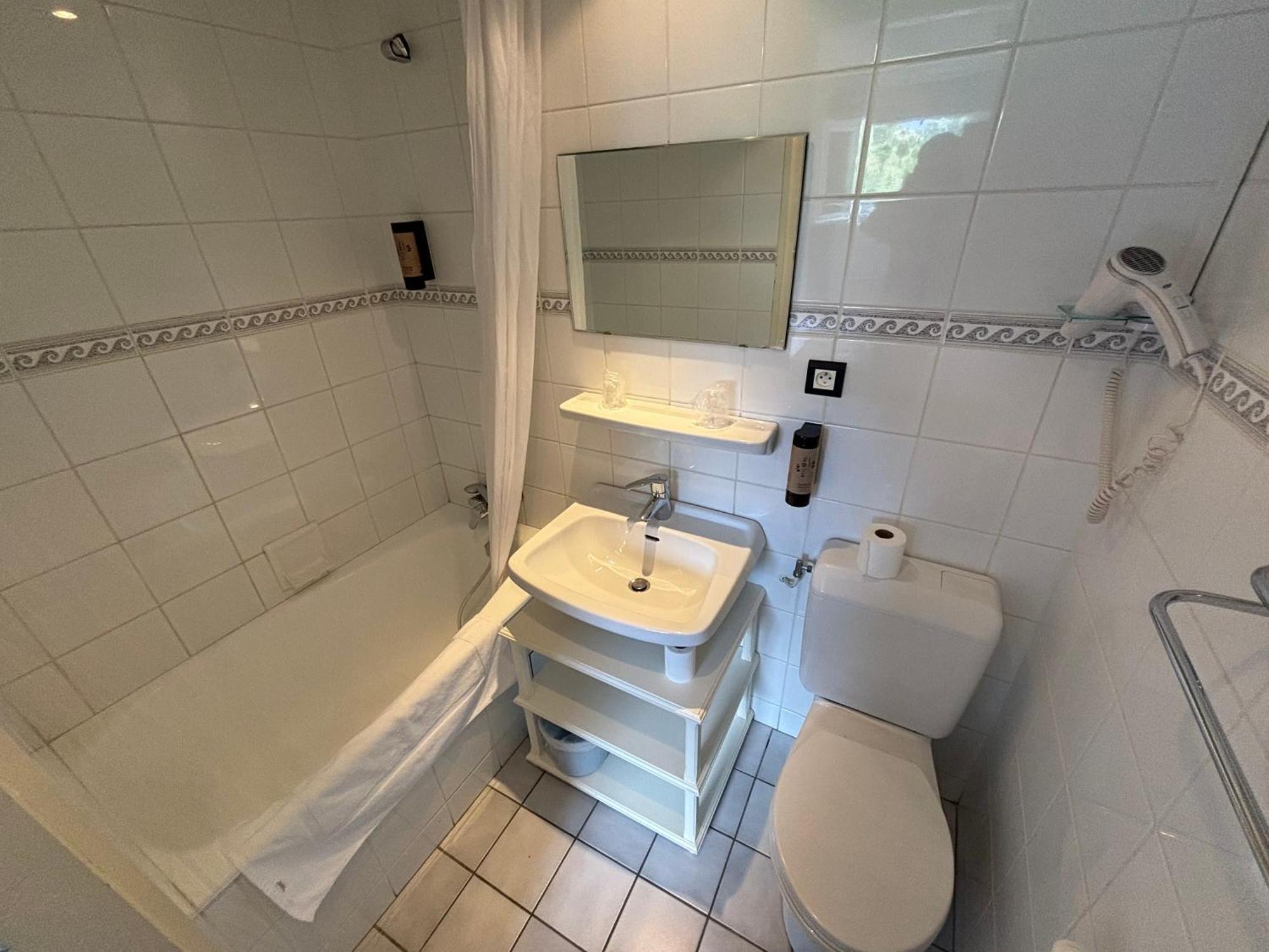 Hotel Le Taillon Гаварни Екстериор снимка