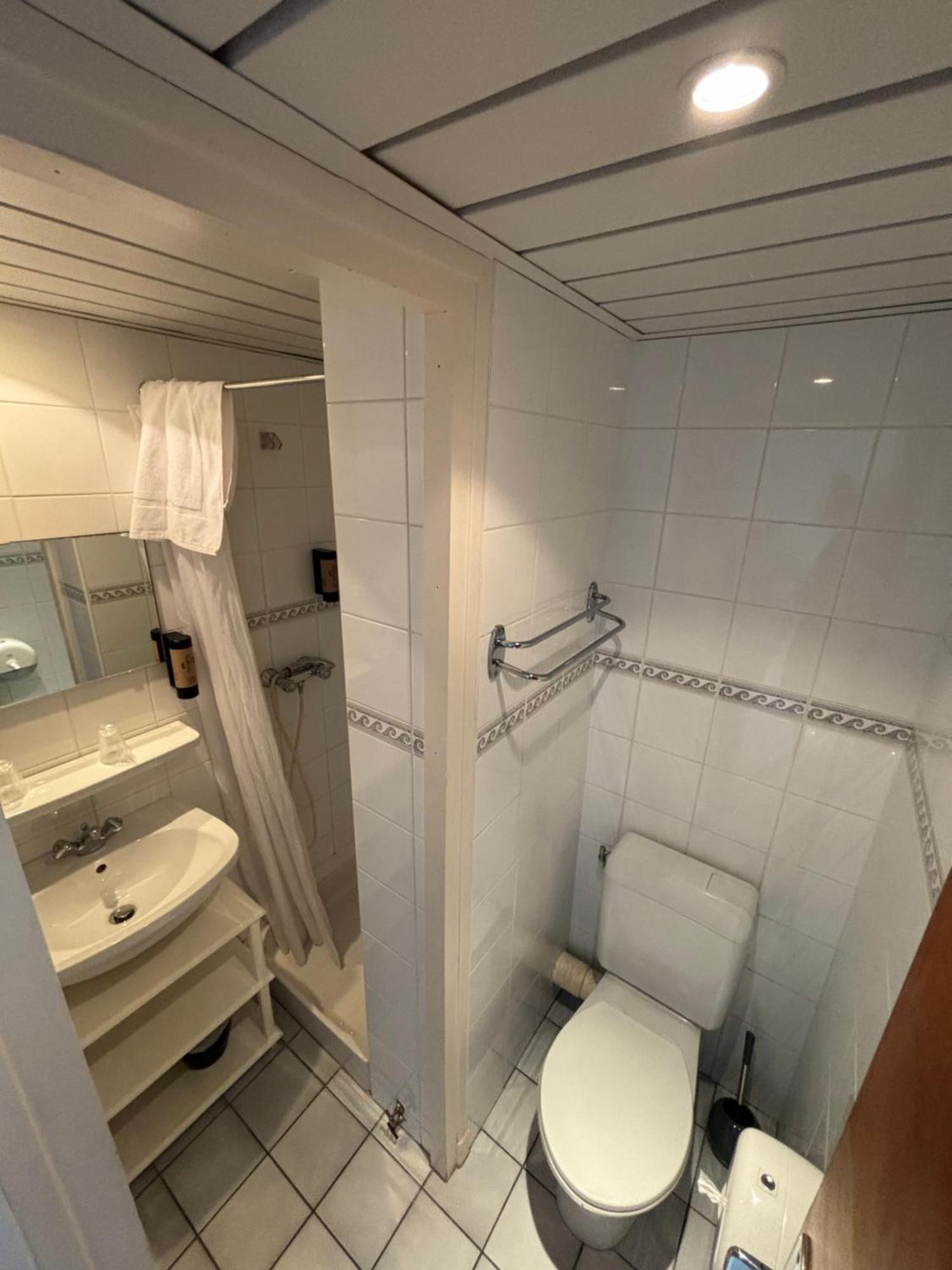 Hotel Le Taillon Гаварни Екстериор снимка