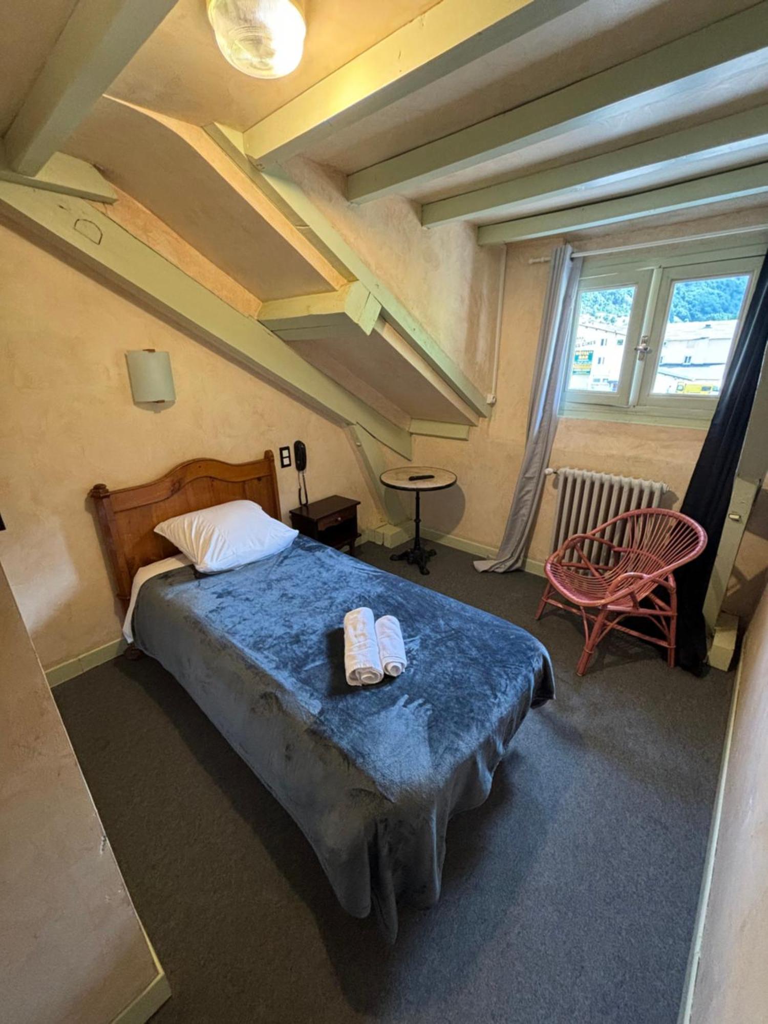 Hotel Le Taillon Гаварни Екстериор снимка